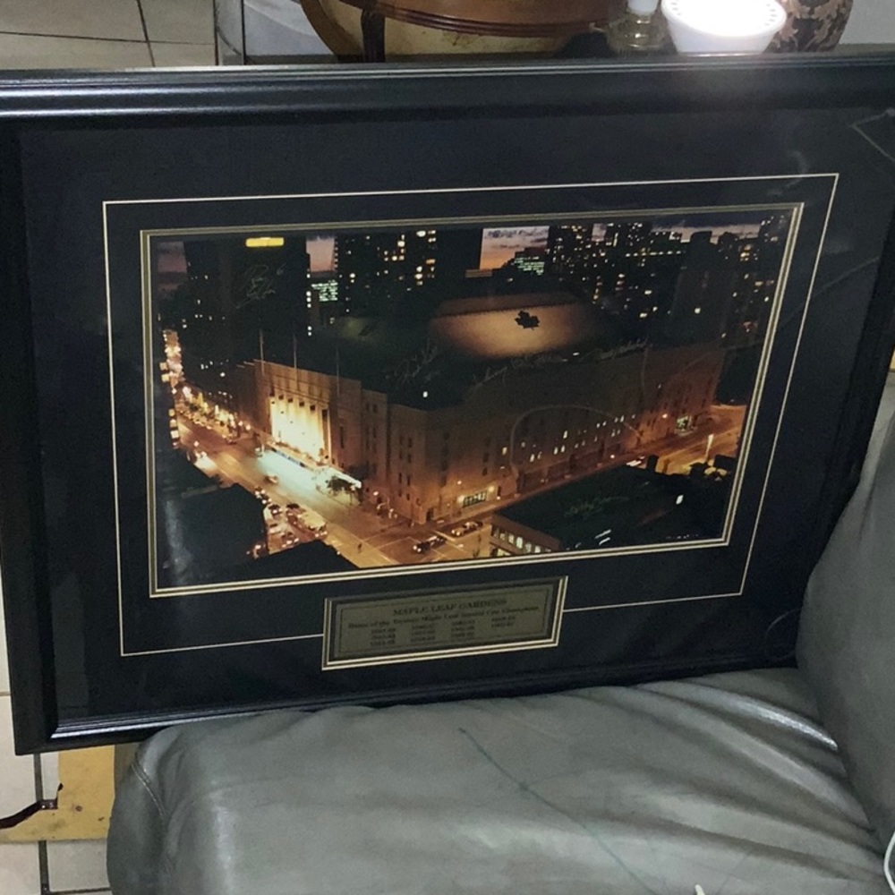 Maple Leaf Gardens 12/350